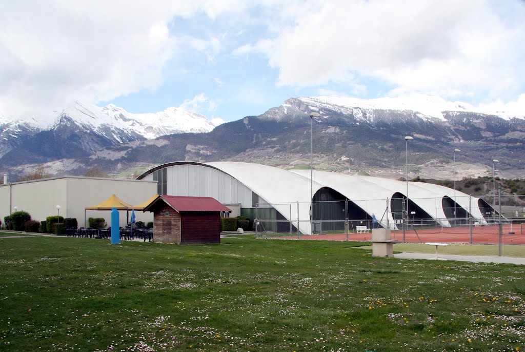 Sion - Les Iles - Centre de Tennis by Charly-G. Arbellay