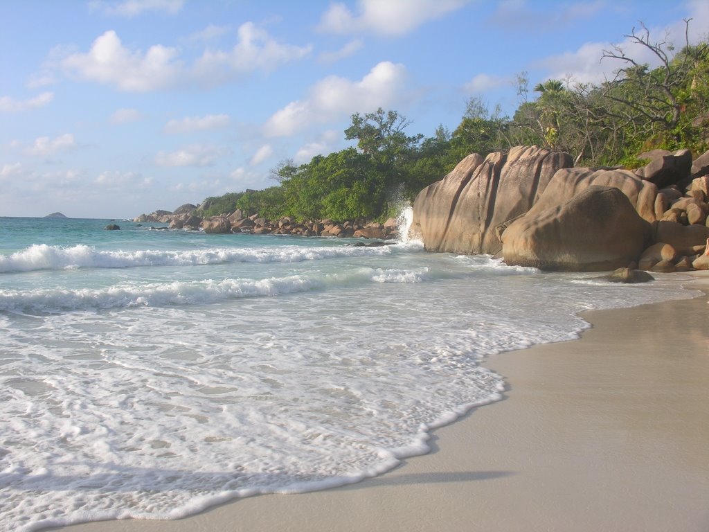 Beach in Seychelles by Golam Kamal