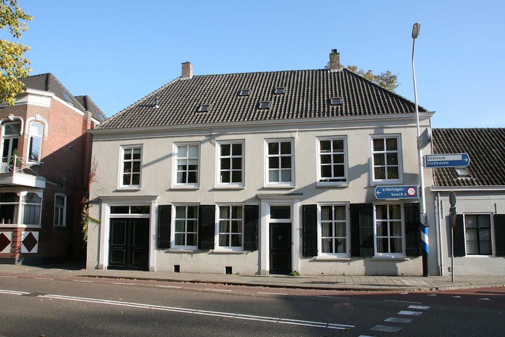 Vught - Taalstraat 88 : Woonhuis (ca. 1830) by Scholte