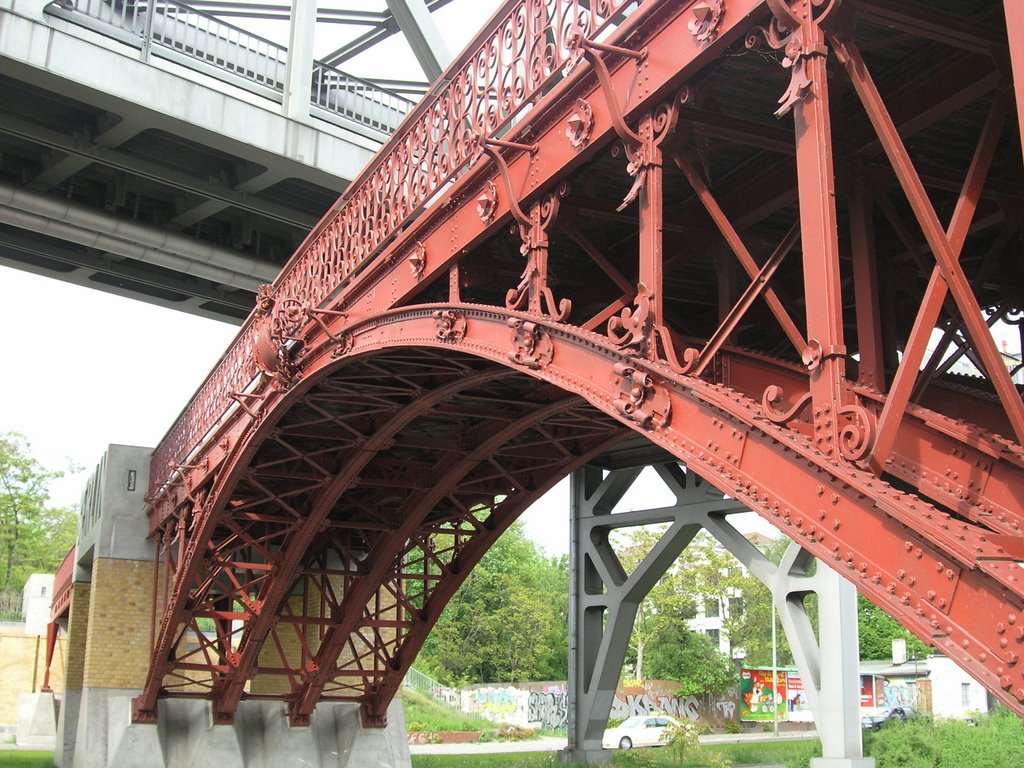 Anhalter Steg mit Hochbahnbrücke by KanakariFotos