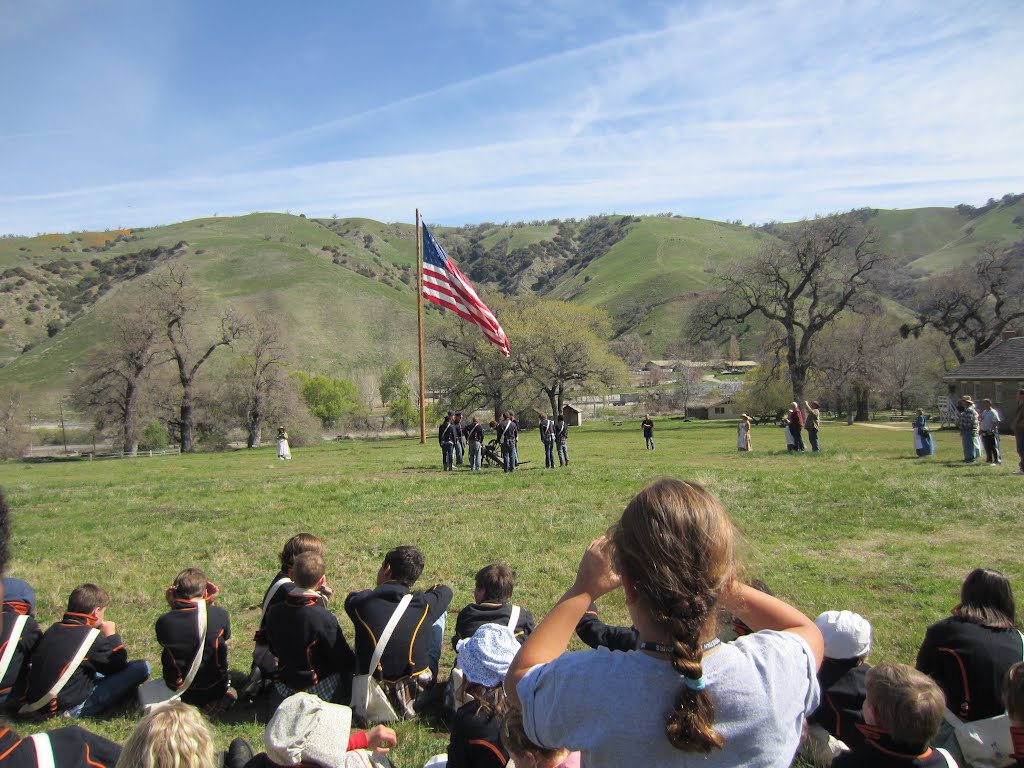 Schoolchildren watching a Civil War Battles presentation at Fort Tejon State Historic Park - Grapevine, CA by tpolancoperez