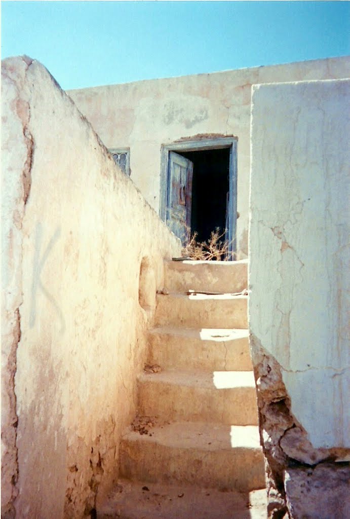 Tunisian steps by DamienSlattery