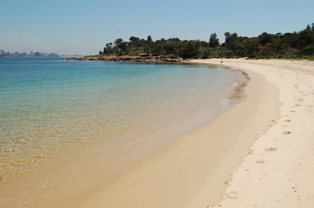 Jibbon Beach by Daniel Hutchings