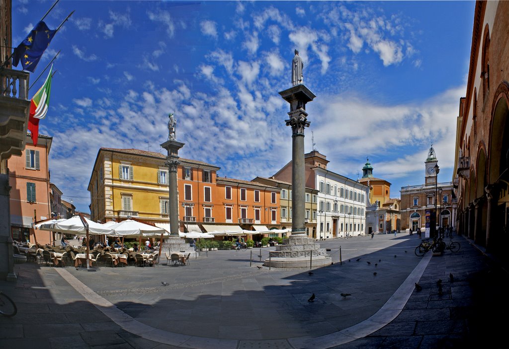 Piazza del popolo by Vito Buccellato