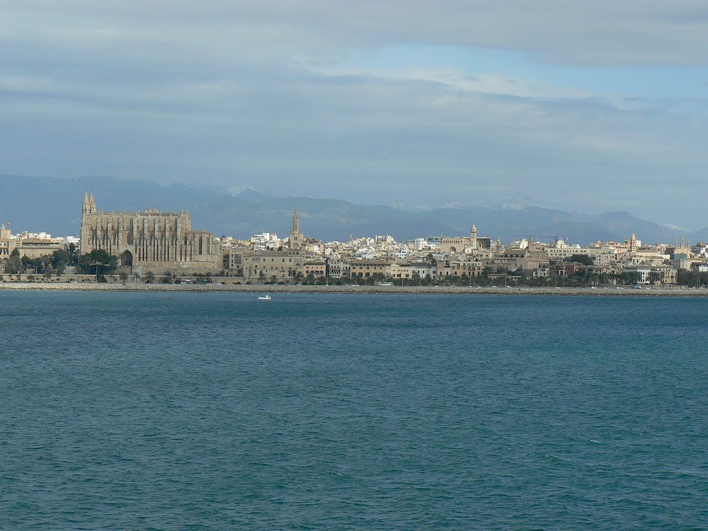 Puerto de Palma. Mallorca. España by arianadealba