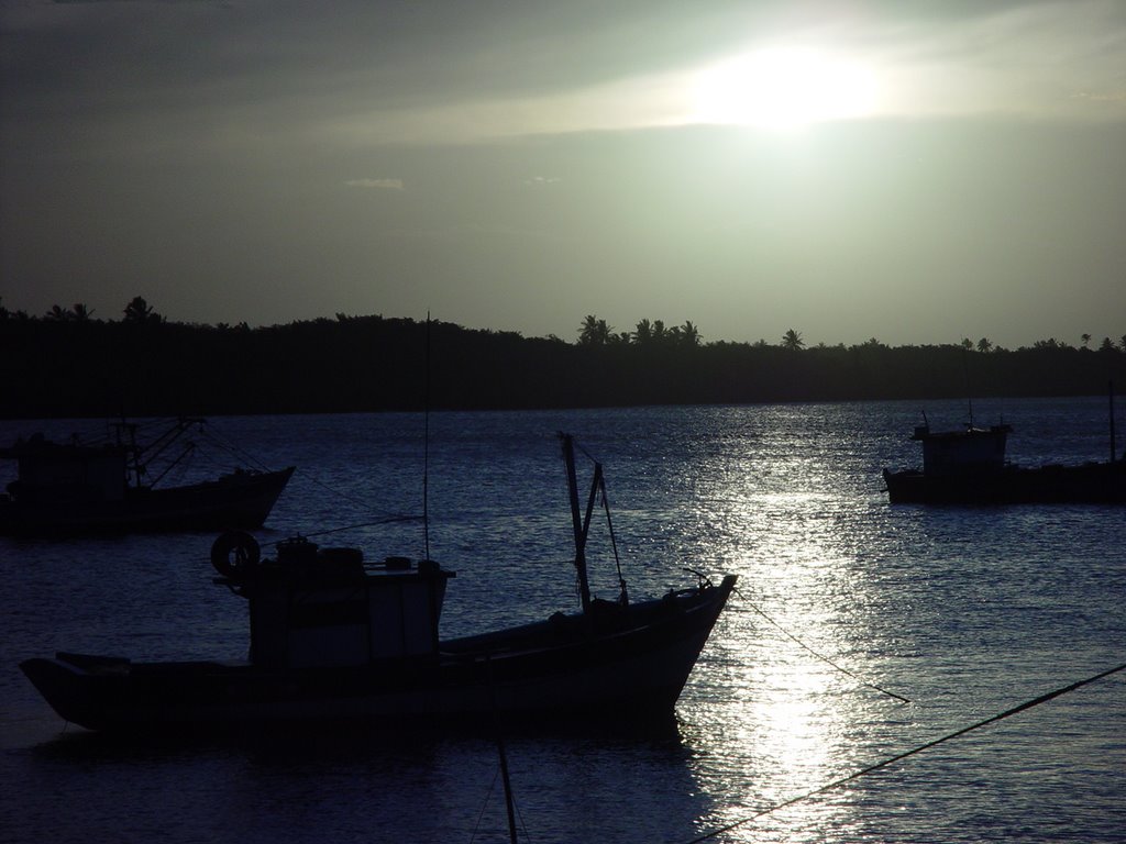 Pôr-do-Sol no rio Cricaré - Simplismente lindo. by mirante