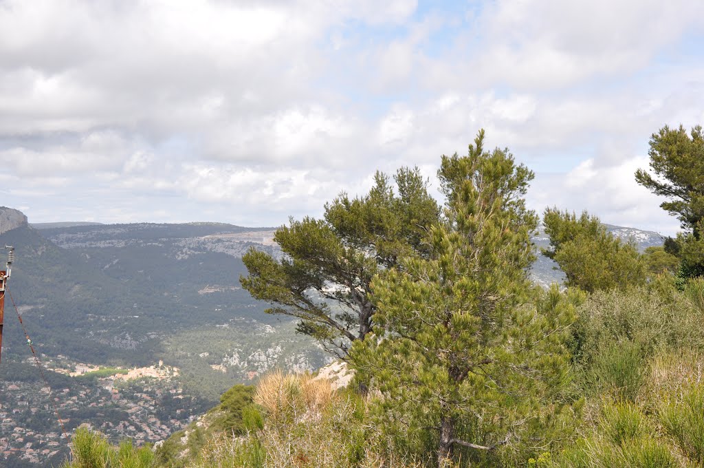 Mont - Faron, Toulon, Provence-Alpes-Côte d'Azur, France by M.Strīķis