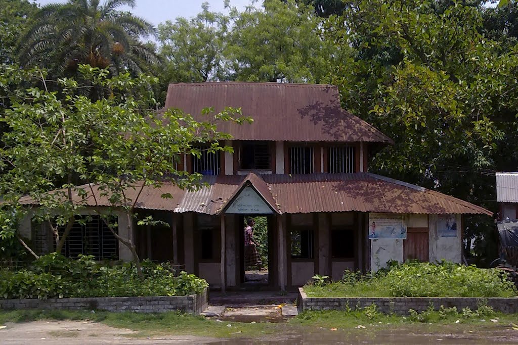 An old club-ghar at Mawa by Shameem Bakhshi