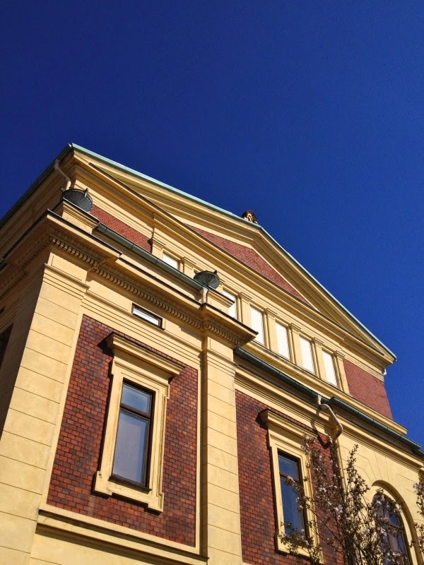 Ystad municipal theater by jonnrobin