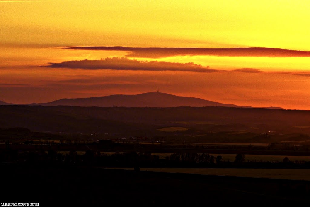 Sonnenuntergang Blick zum Brocken by rumpel1950