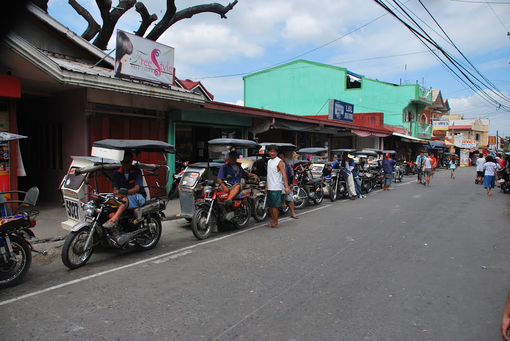 Paradahan Ng Tricycle sa Kalapati 2 by CSI:BAYAREA