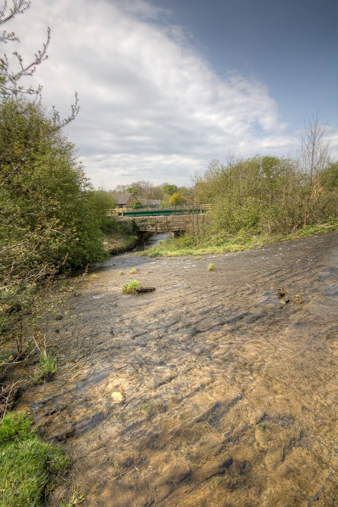 Near Knotts lane, Burnley by Alifink