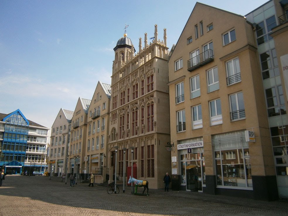 Großer Markt Wesel Historisches Rathaus by c.daus