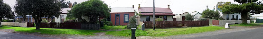 Cottages, Campbell Street, Port Fairy, Victoria by Stuart Smith