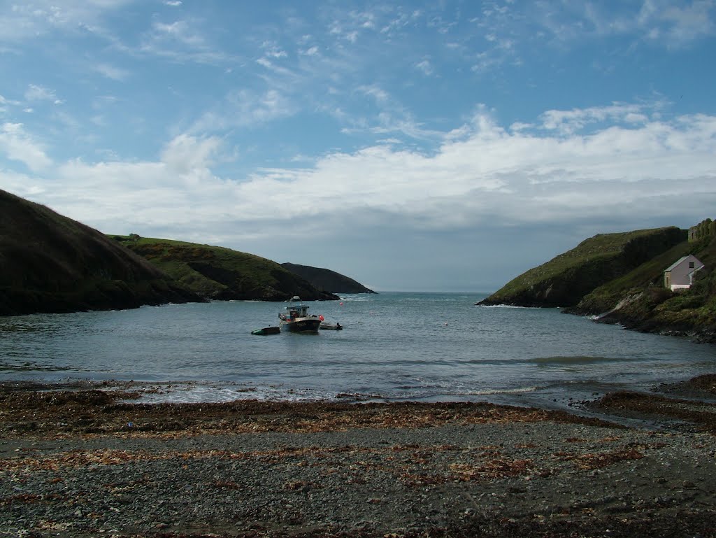 Abercastle, Pembrokeshire, Wales by A Shropshire Lad