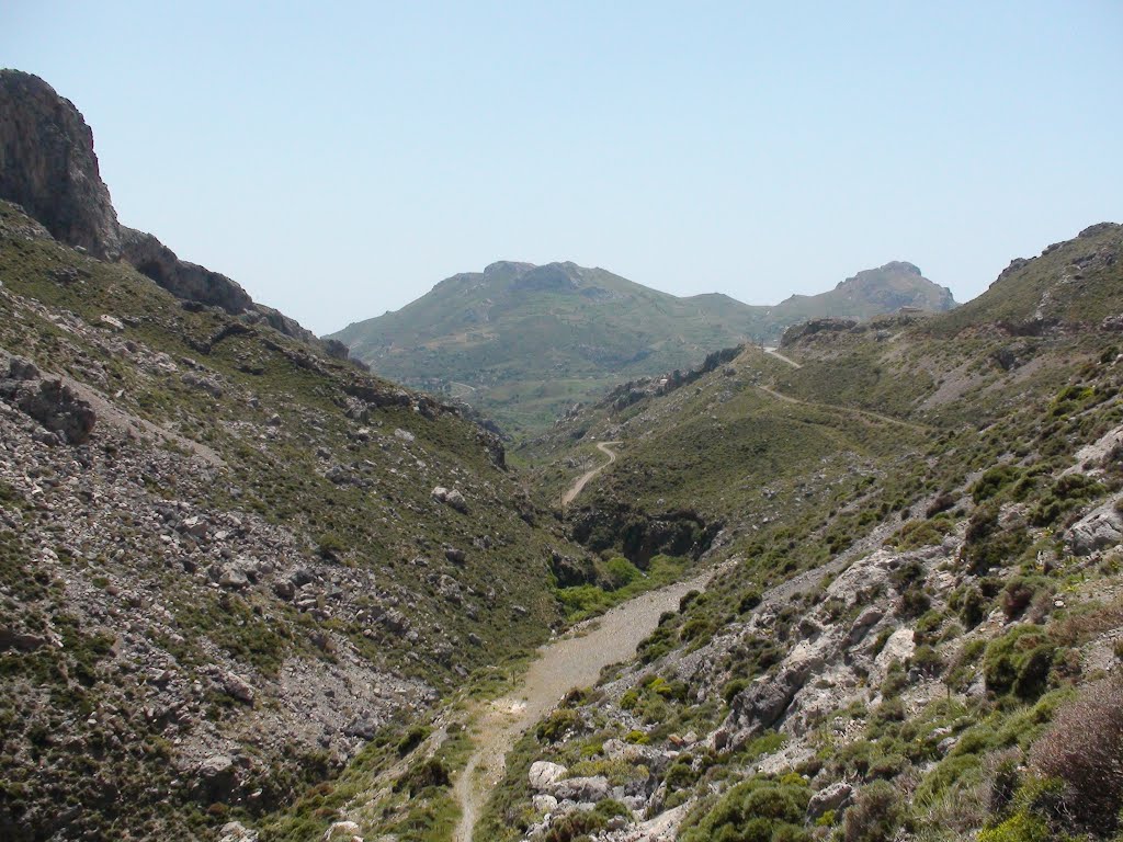 ΚΟΥΡΤΑΛΙΩΤΙΚΟ ΦΑΡΑΓΓΙ - KOURTALIOTIKO GORGE by KRITI201011