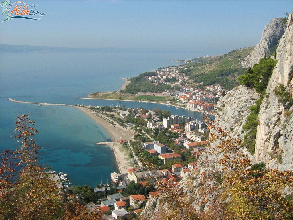 Omis (Omiš) by Albintour