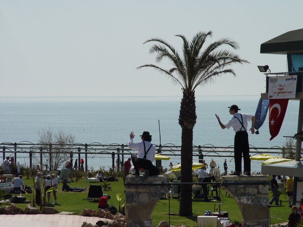 Total Eclipse 29/03/06, Belek, Turkey by Christine Elliott