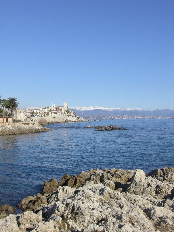 Antibes by ogampe