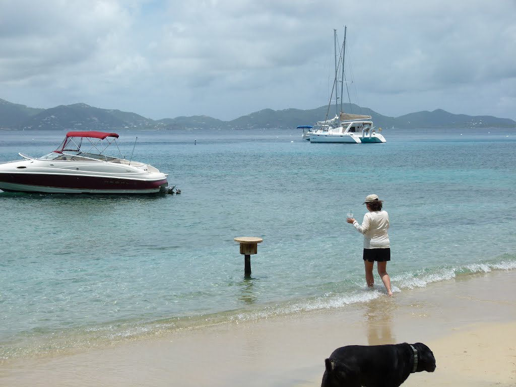 Cooper Island, round table in the water by -----L2-----