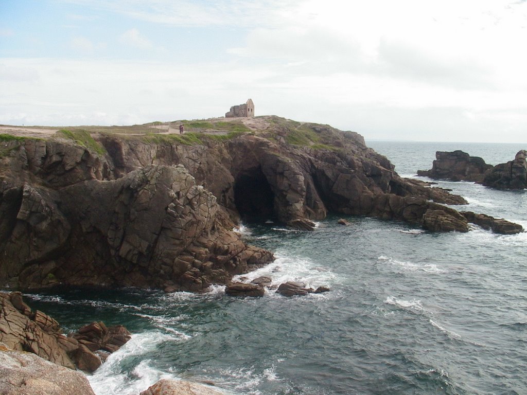 Pointe du Percho by Al Nolliev