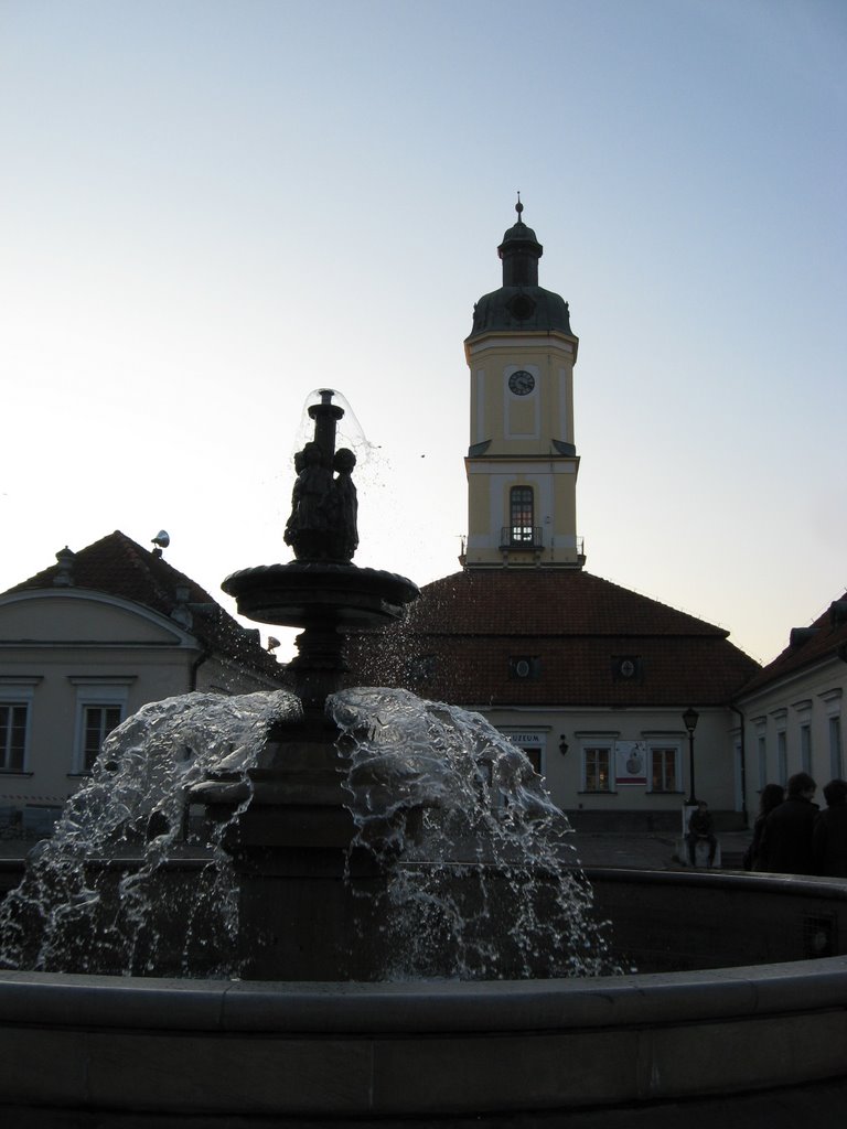 Ratusz, Old Market, Białystok, Poland by ellasso