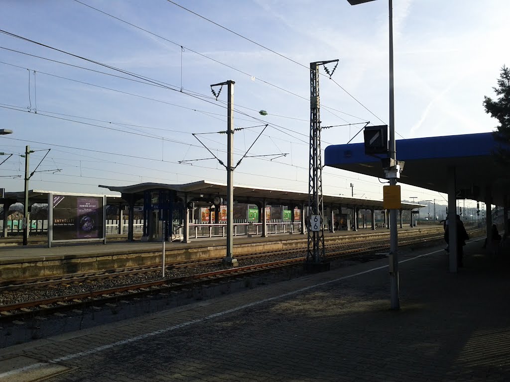 Stuttgart, Bahnhof Zuffenhausen by Panzerknacker