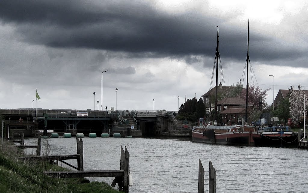 Ferriby Sluice by SA10