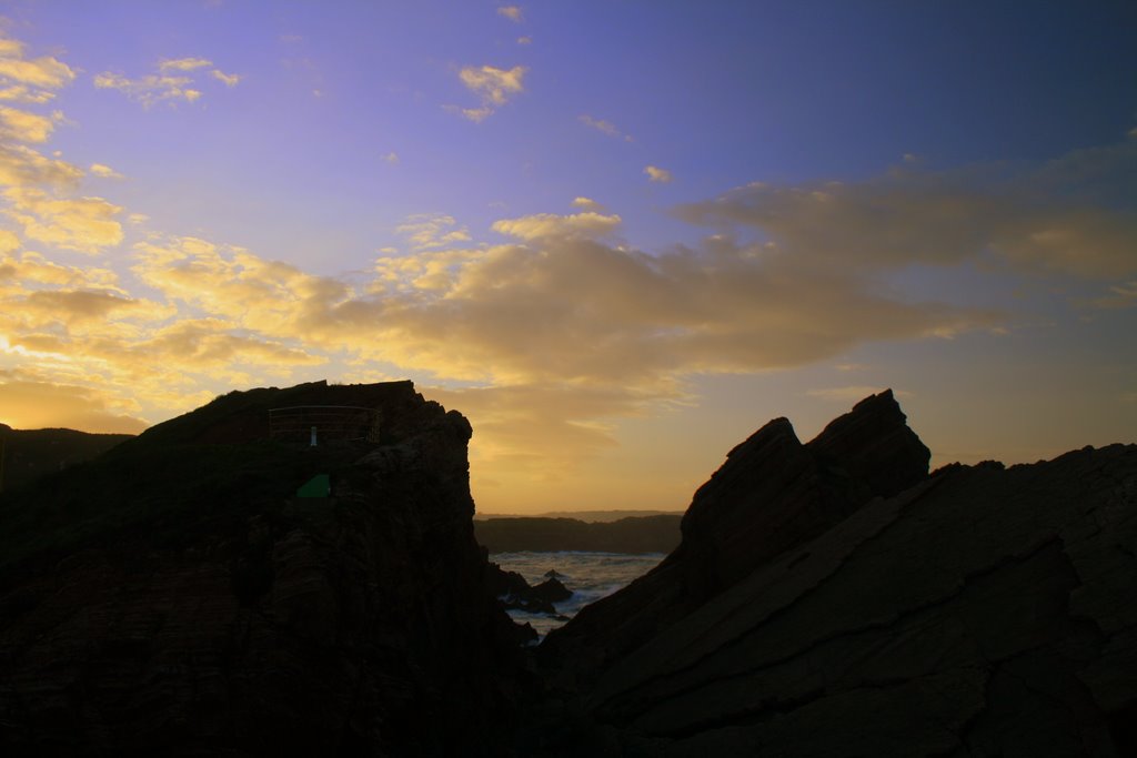 Atardecer en la peñona by Salomé Viña