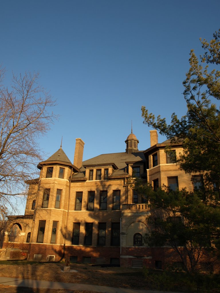 Old IIFMC Hospital by Blake of the Bluffs