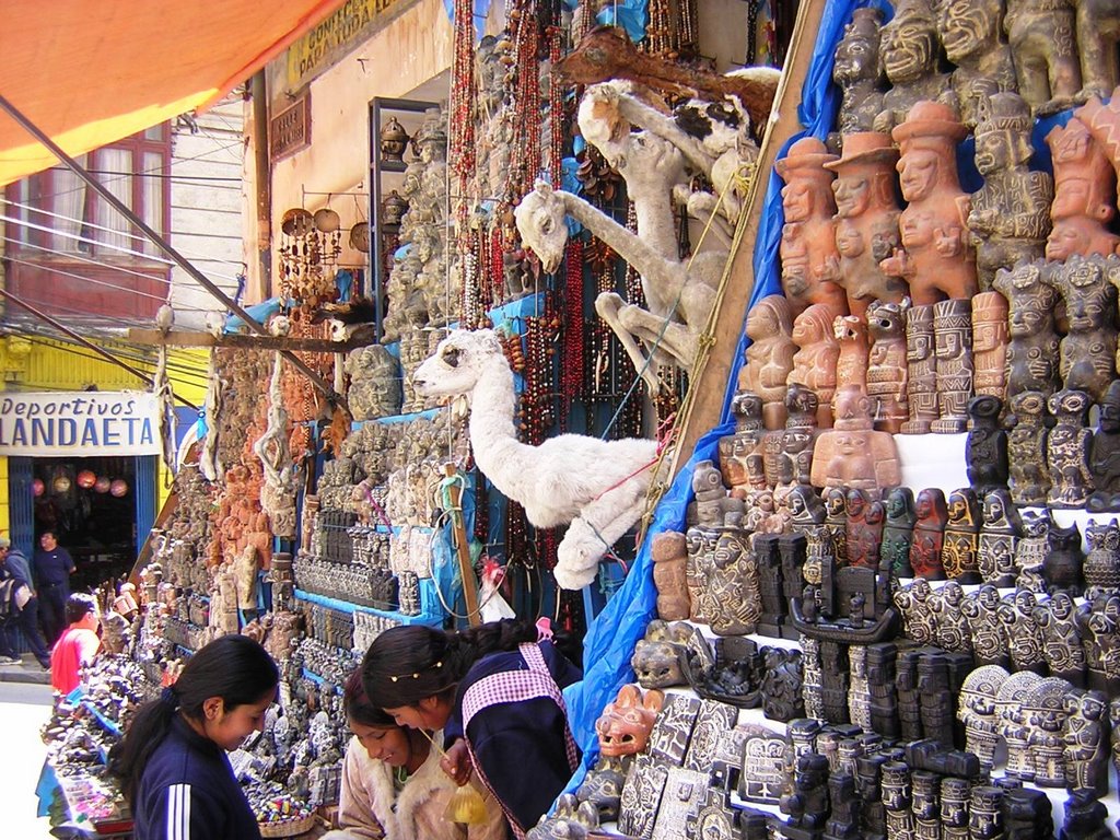 La Paz - mercato della stregoneria by maresa maremagna