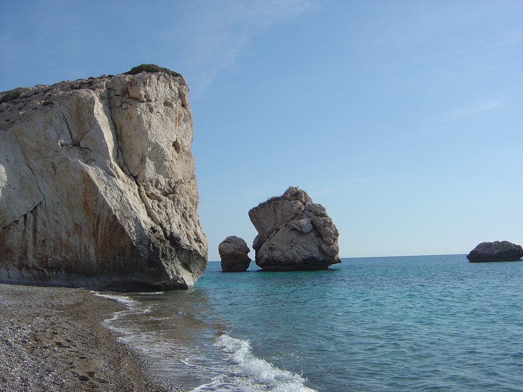 petra tou romiou by Leslie Johnson