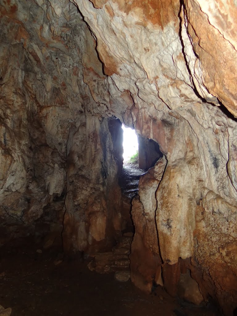 Trapeza, Minoan Cave... for Andy by ©antje.p