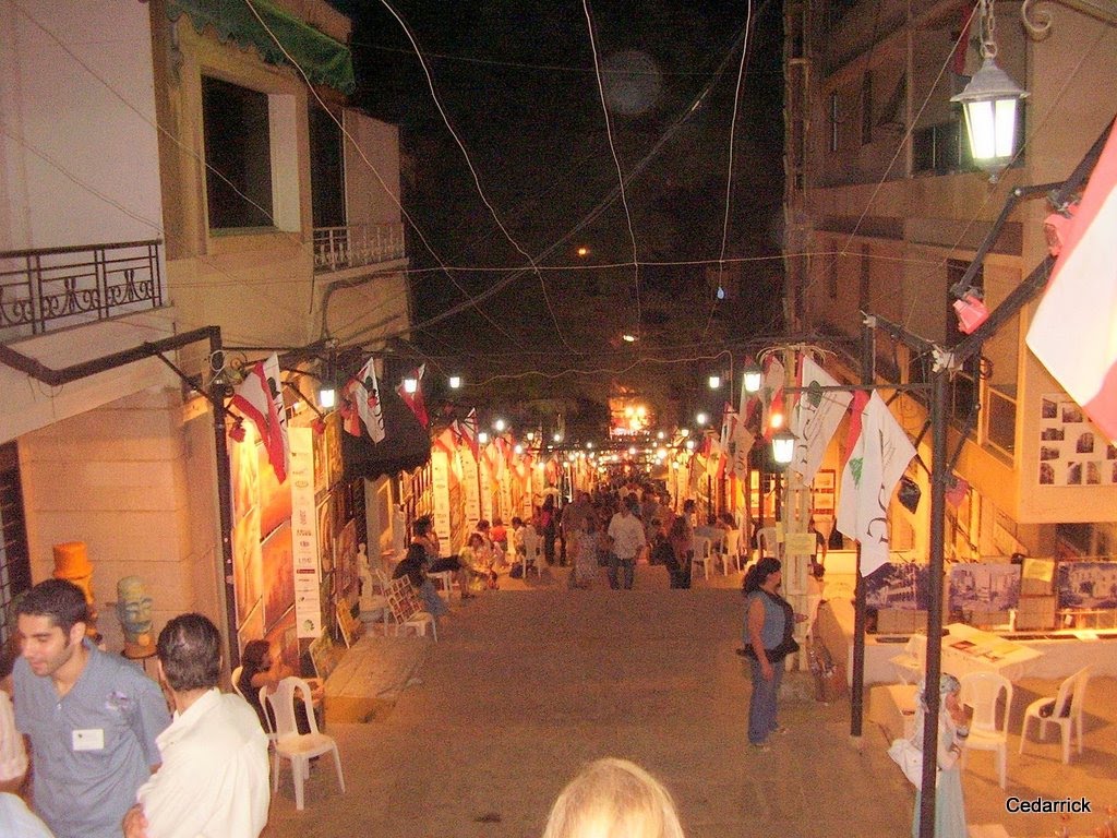 Beirut : Gemmaizeh Saint Nicolas Steps by cedarrick