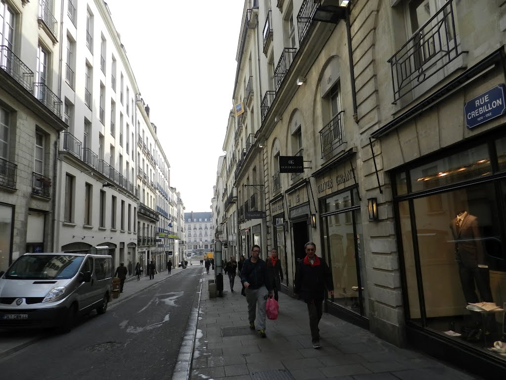 Centre Ville, Nantes, Francia---Elena Belloso by Elena Belloso