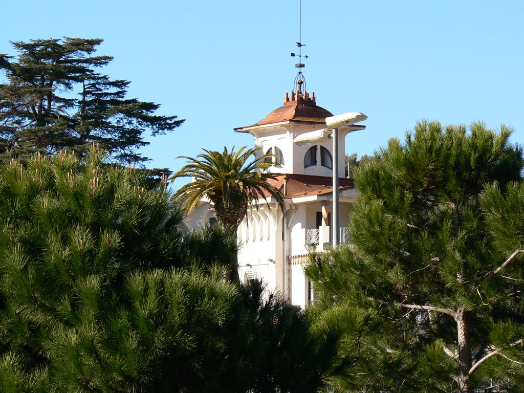 Casita Utópica, Canet by luisde