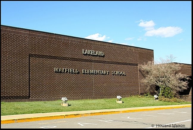 Lakeland Elementary School, Mayfield, PA by howard.walton