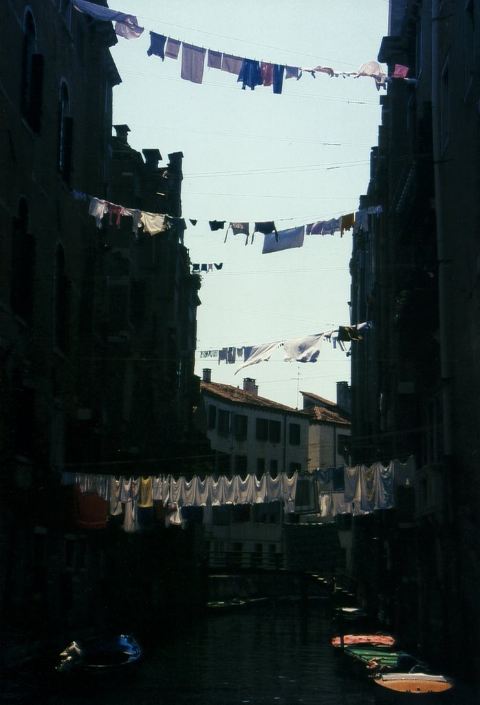 Venedig Rio del Ghetto Nuovo by Elmar Berktold