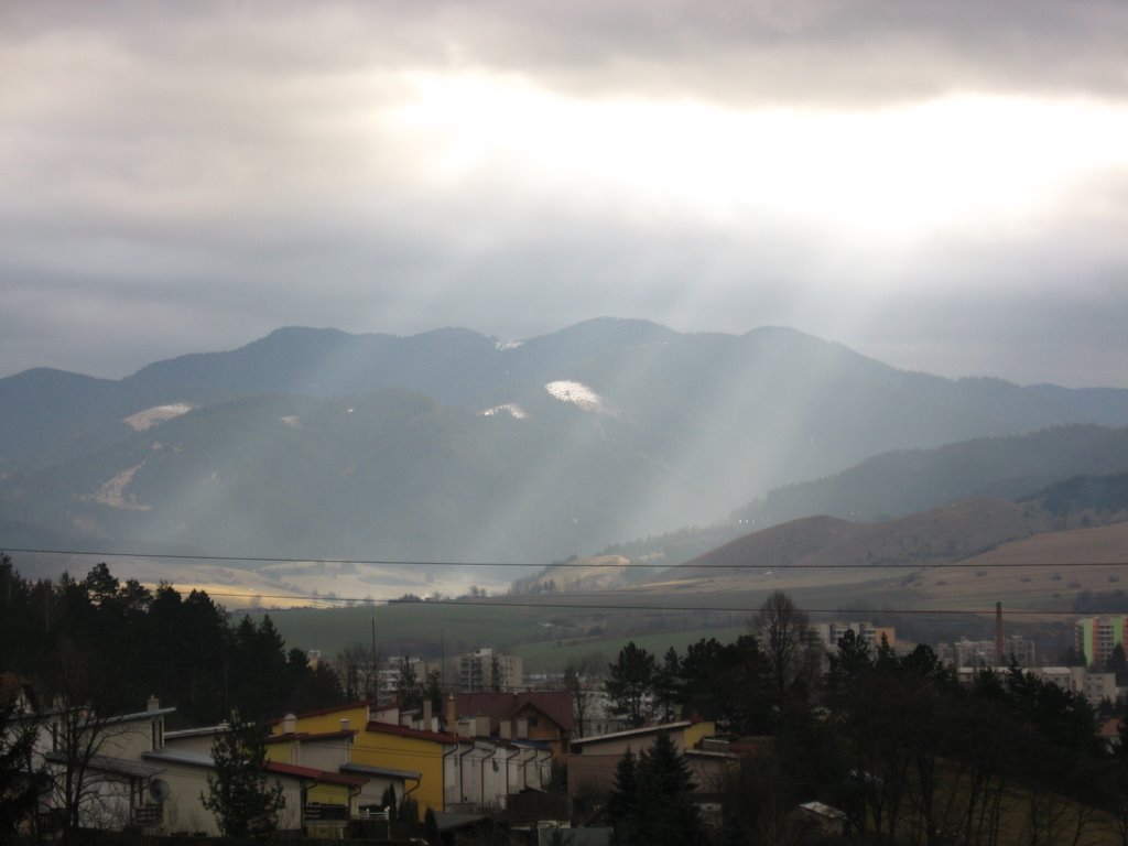 Od Paračky smerom na Nízke Tatry by Miro Mirecnet