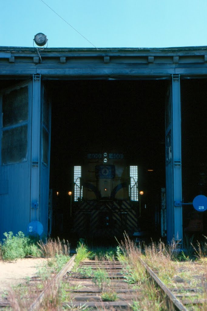 Maine Central Railroad GE "Independence Class" U18B No. 400, "General Henry Knox" at Rigby Yard, South Portland, ME by Scotch Canadian