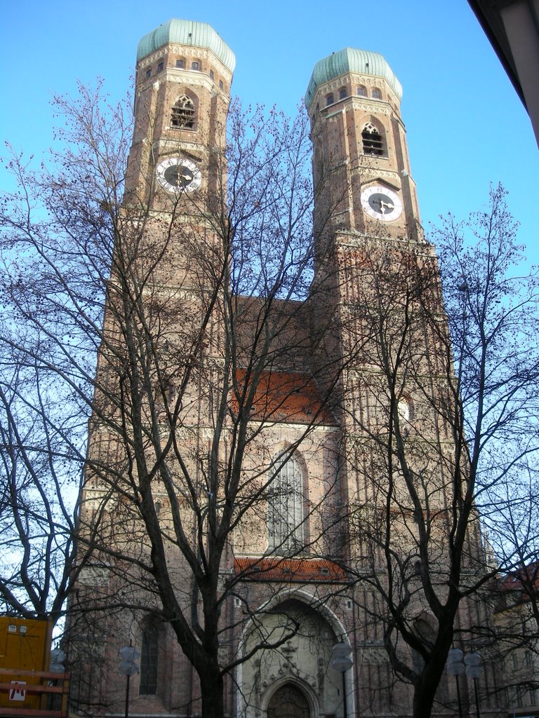 München, Frauenkirche by Davide Cerri