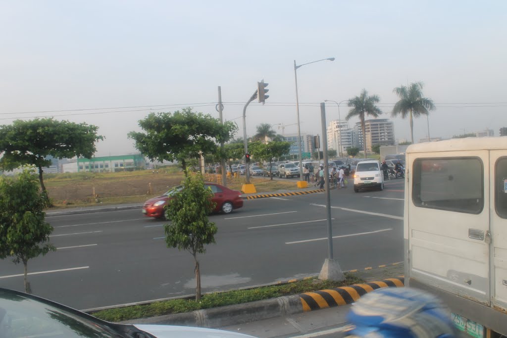 Gil Puyat Ave. corner Diosdado Macapagal by Florante