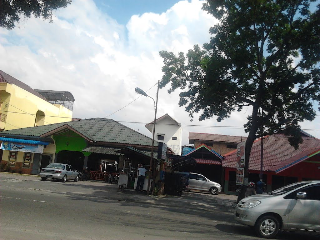 Jl. Sei Belumai + Abdullah Lubis, Medan by H.Sun