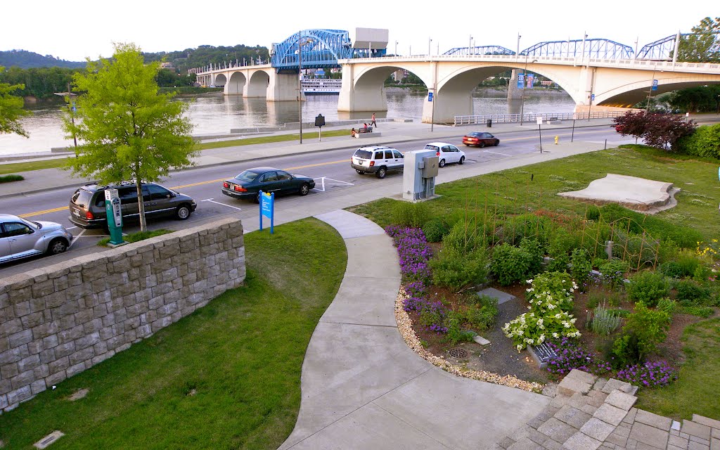 Market Street Bridge - Chattanooga by Pieter en Marianne van de Sande