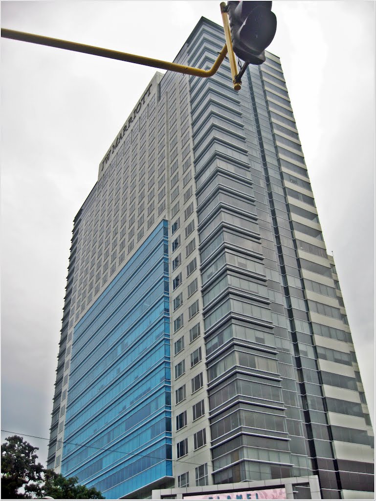 Skyscraper in Medan (JW Marriot) by machmoedie