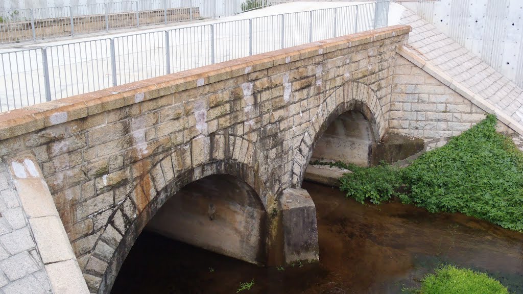 Former KCR Railway Bridge(UB19) by mos cwk