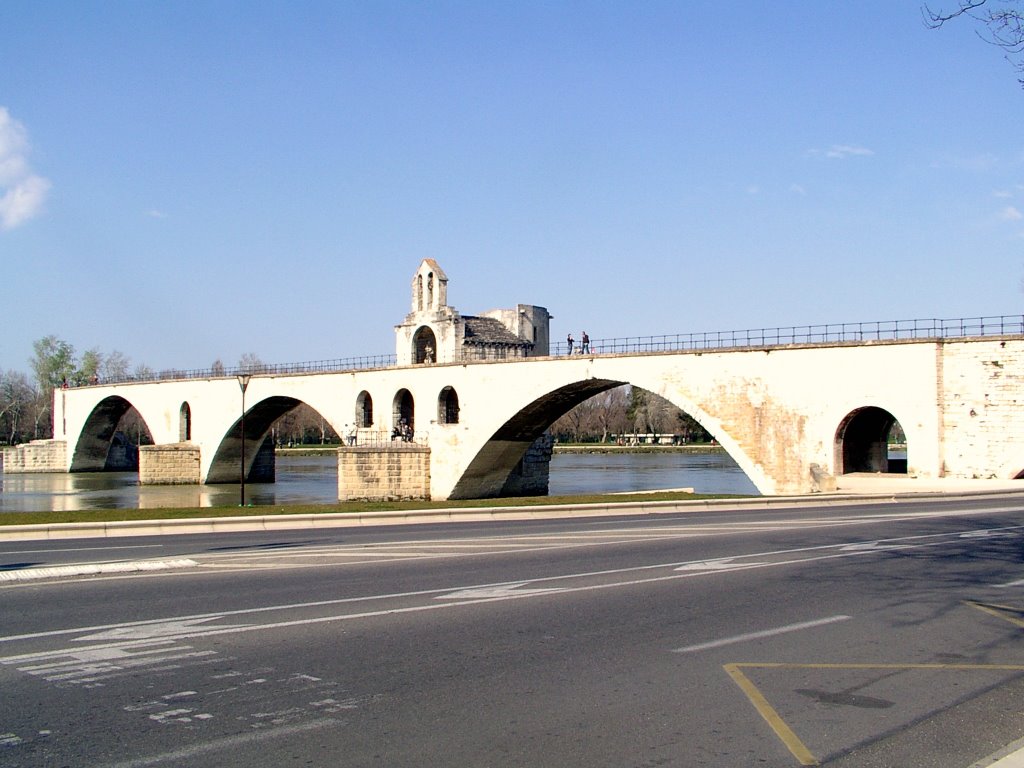 Pont d'avignon by jmlegay