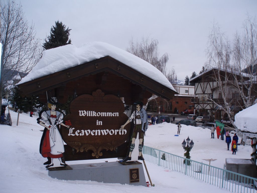 Leavenworth, Washingtom by John Paquette