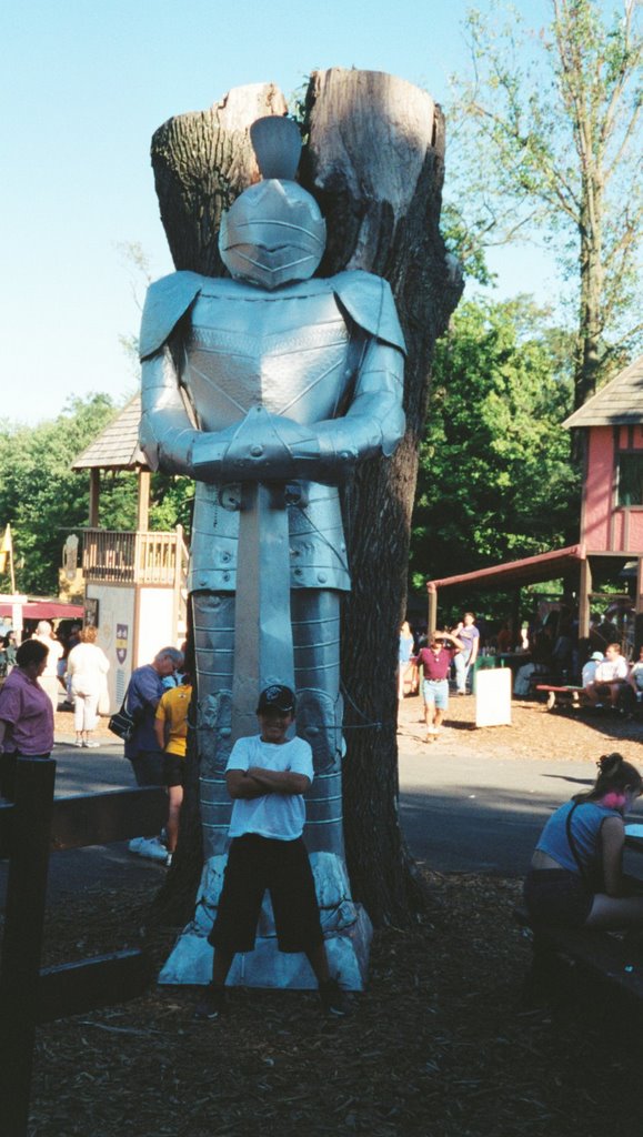 David & the knight - 2001 Pennsylvania Renaissance Faire by TheMagikRat