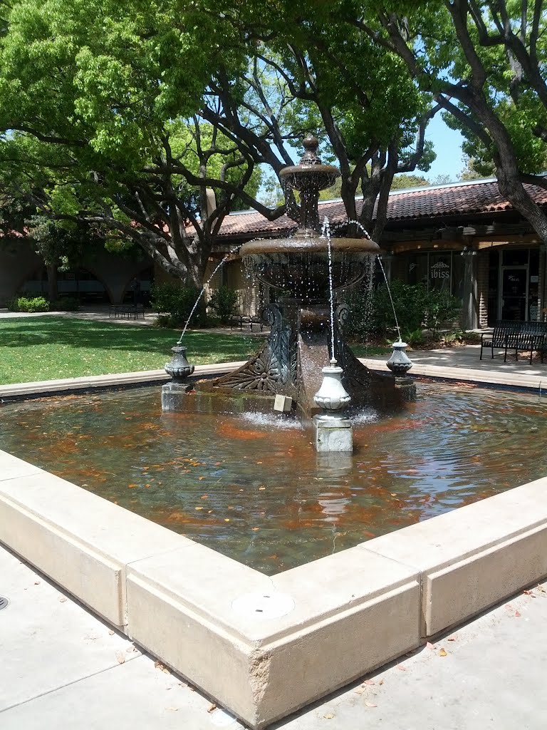 Santa Clara Post Office Fountain by Judge Lrae